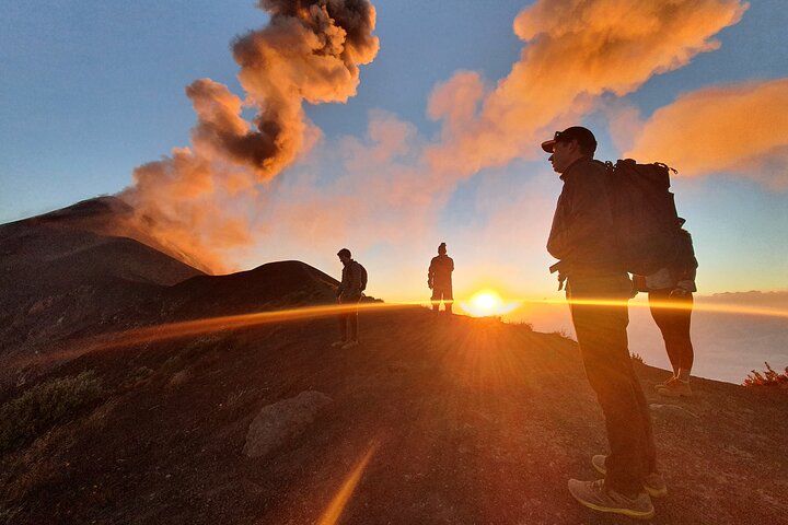Acatenango Volcano Cabin Trek
