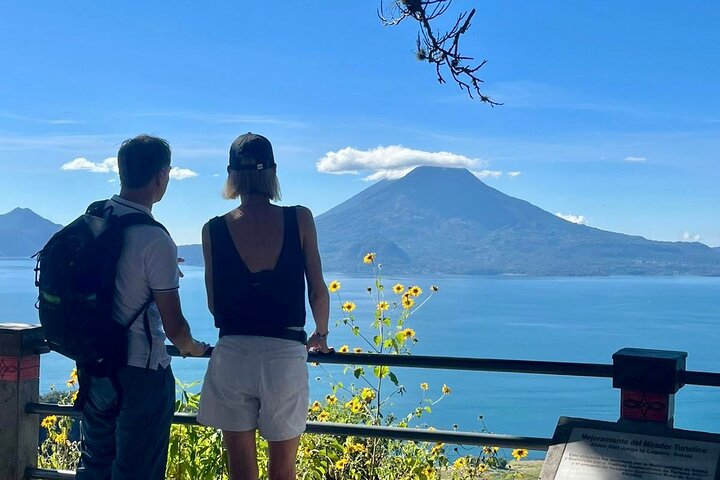 Chichicastenango & Lake Atitlán 2-Day Tour