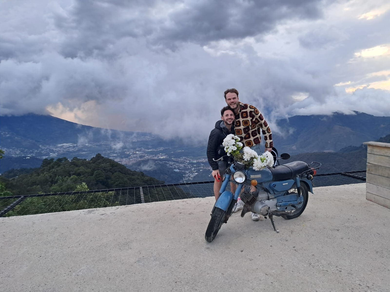 viewpoint hobitenango