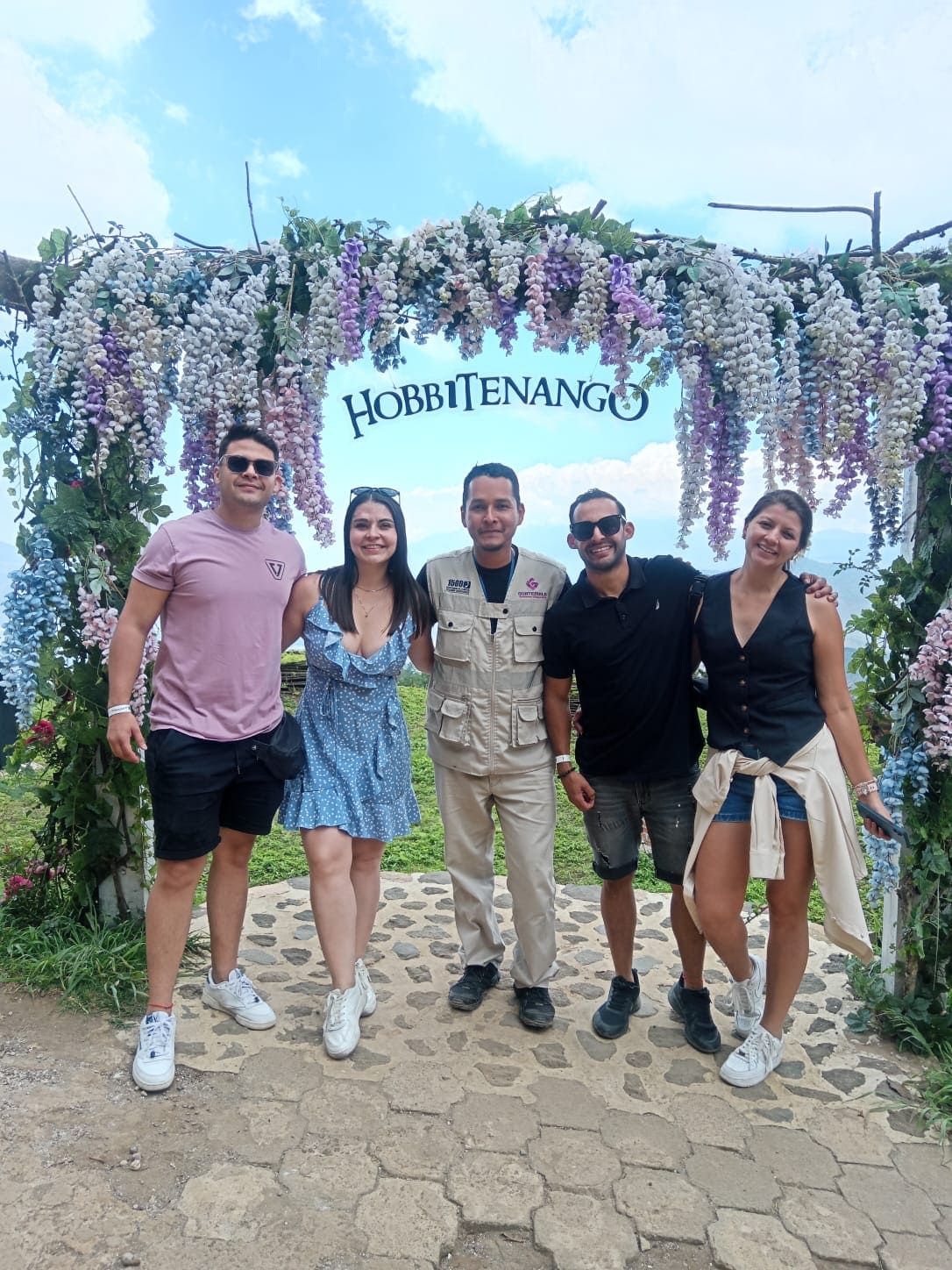 viewpoint hobitenango