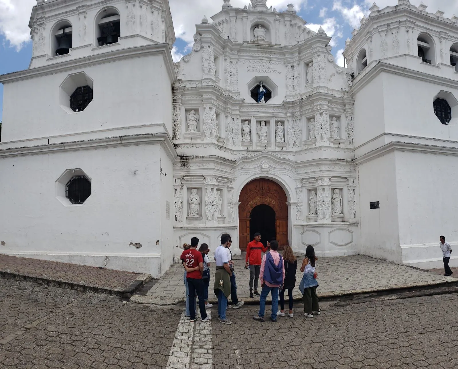 Antigua Walking Tour