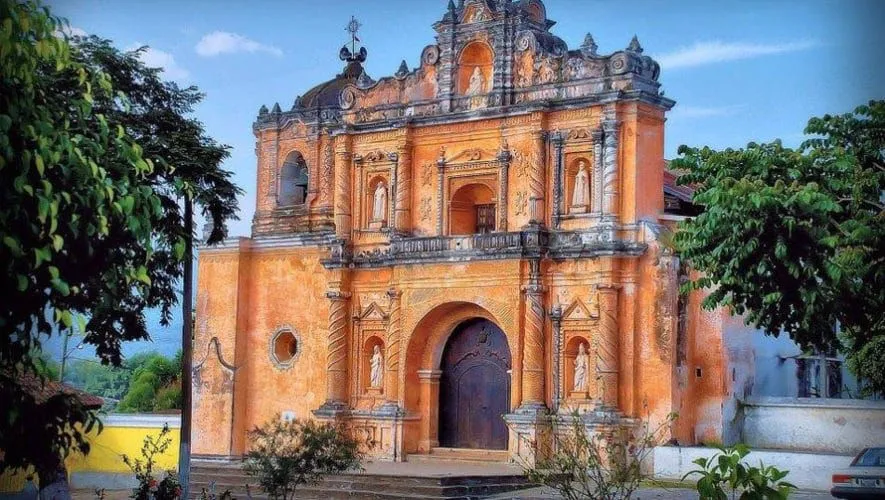 Antigua Walking Tour