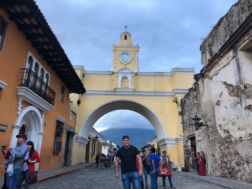 Antigua Walking Tour